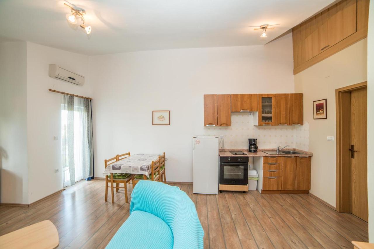 Apartments Durda Fažana Eksteriør billede