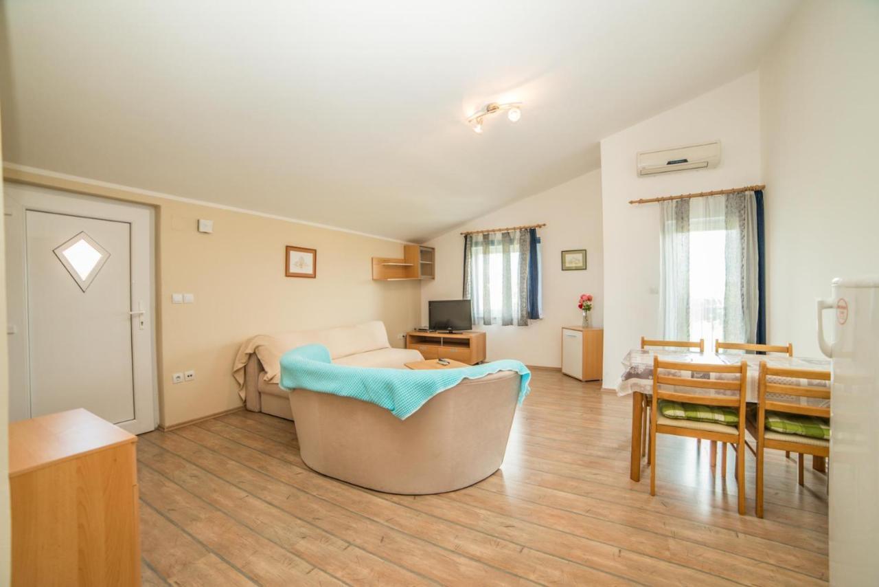 Apartments Durda Fažana Eksteriør billede